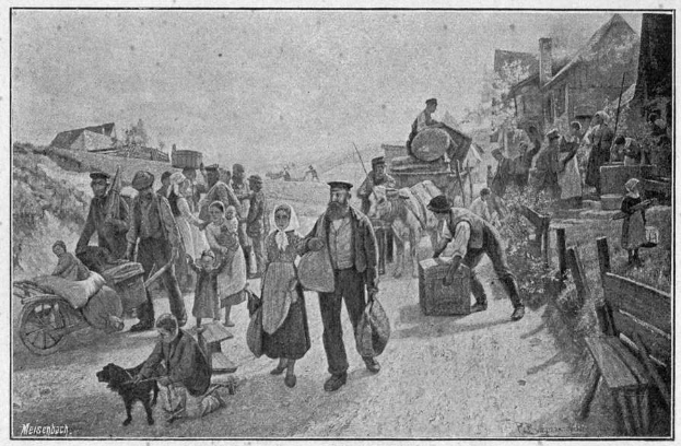 Eine Gruppe von Menschen, einige mit Taschen, geht einen Schotterweg entlang mit einem Hund und einem von Pferden gezogenen Wagen, im Hintergrund sind Häuser zu sehen; Text unten lautet "Deutsche Flüchtlinge in Deutschland".