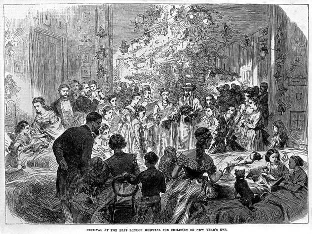 Schwarze und weiße Zeichnung einer Menschenmenge in einem Raum, einige stehen und einige sitzen auf Stühlen, mit Text unten, der "Festival im Ostlondoner Kinderkrankenhaus am Silvesterabend" liest.