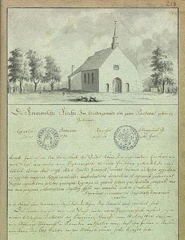 Ein altes Dokument mit der Überschrift "St. Erasmus-Kirche", unterzeichnet von der deutschen Regierung, zeigt eine Zeichnung einer Kirche umgeben von Bäumen und einem Himmel im Hintergrund.